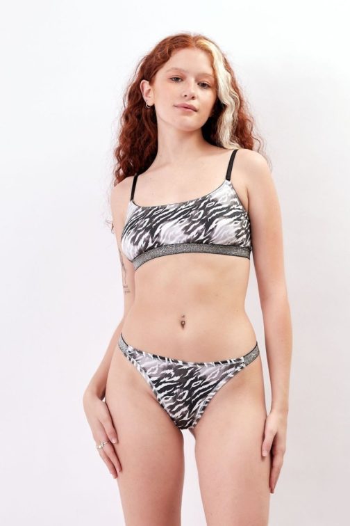 Sweet Victorian, Top con almohadilla, estampado en microfibra. 136-165 - Imagen 3